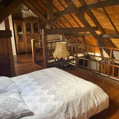 Appartement Rustique, Type *